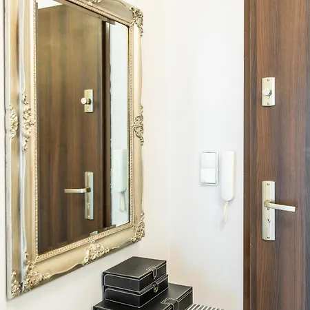 Szafirowy Apartment *
