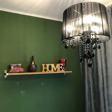 Apartament Szafirowy *